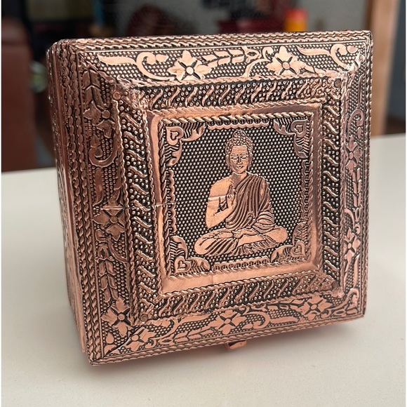 New Handcrafted In India Small Jewelry Box - Picture 2 of 12